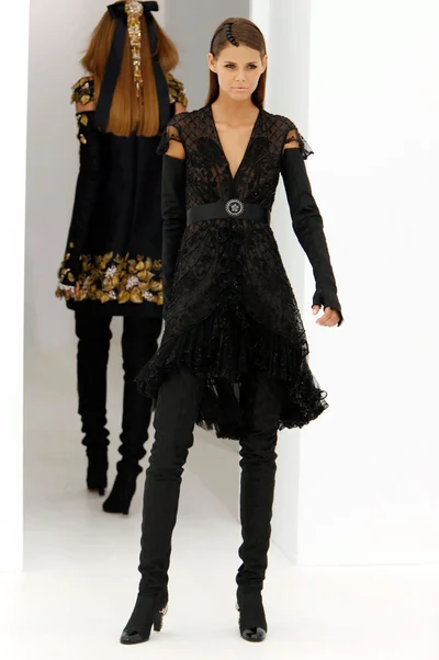 Look 49
